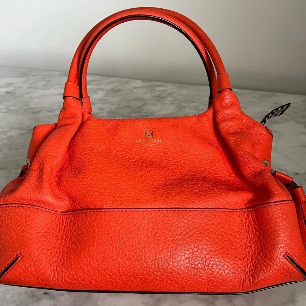 EUC Kate Spade New York Southport Ave Flame Pebble Leather Stevie Handbag